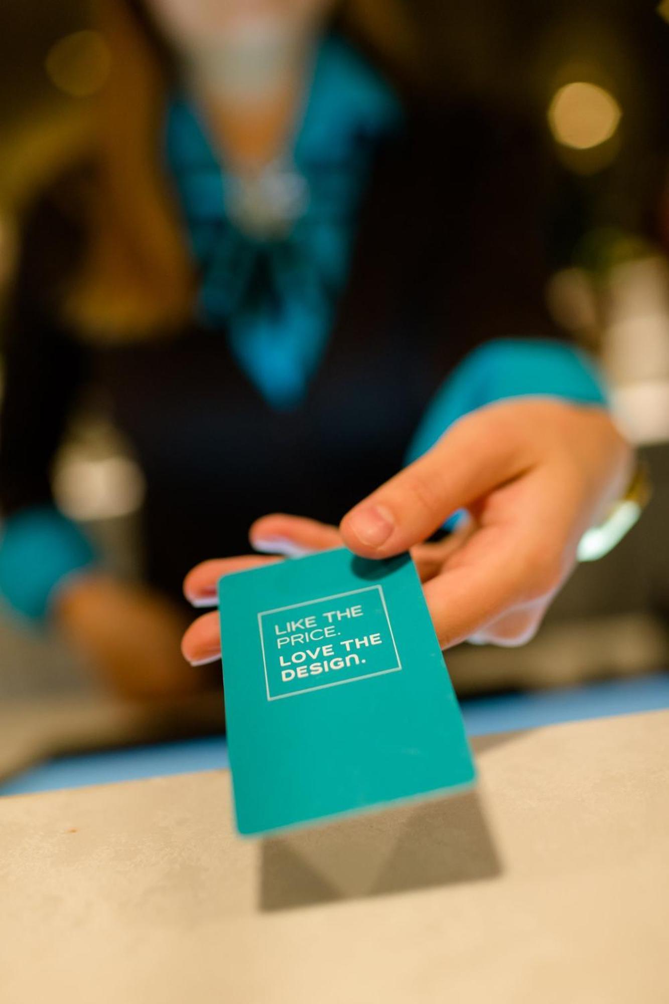 Motel One มัคเดอบวร์ก ภายนอก รูปภาพ