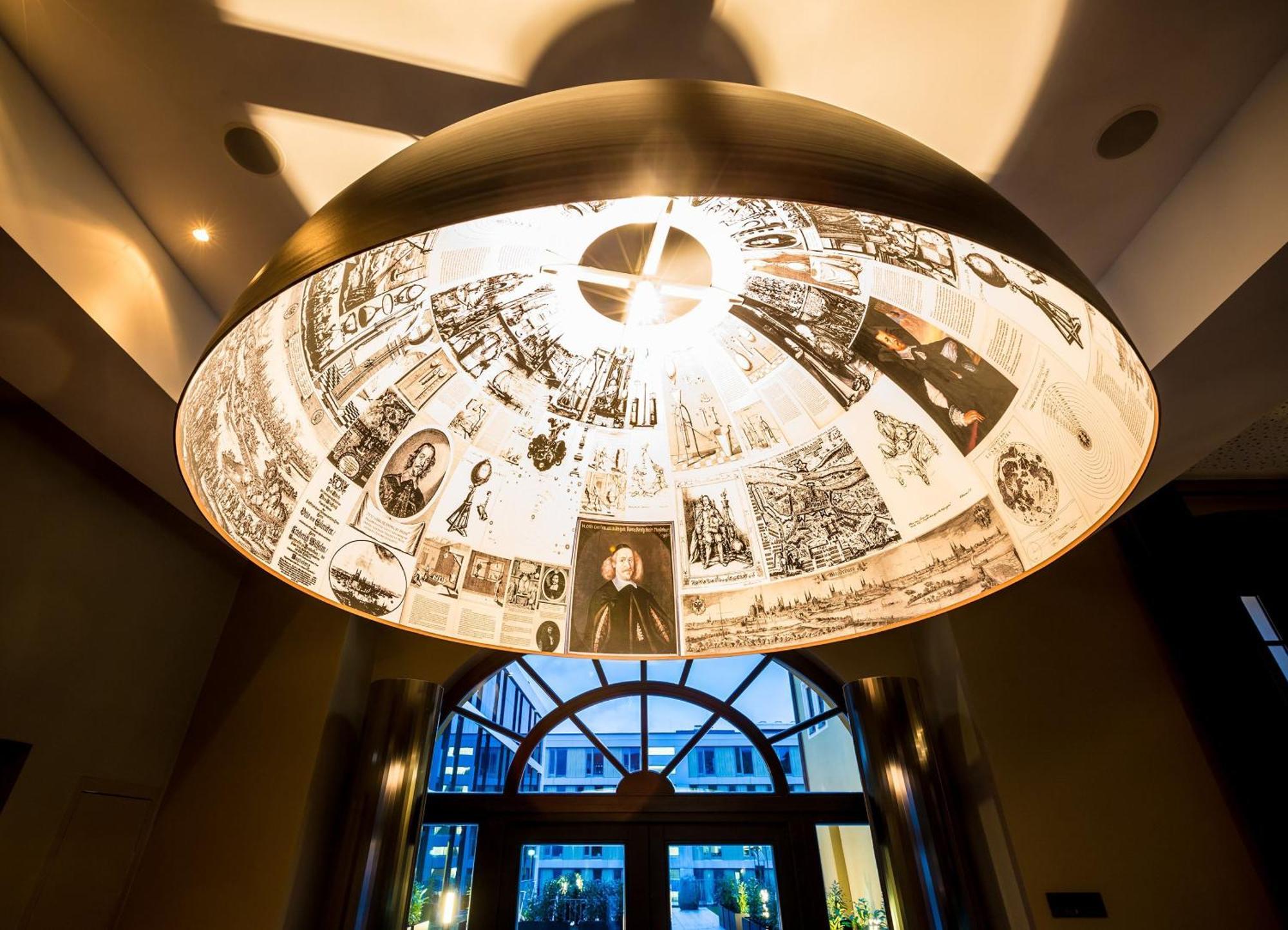 Motel One มัคเดอบวร์ก ภายนอก รูปภาพ