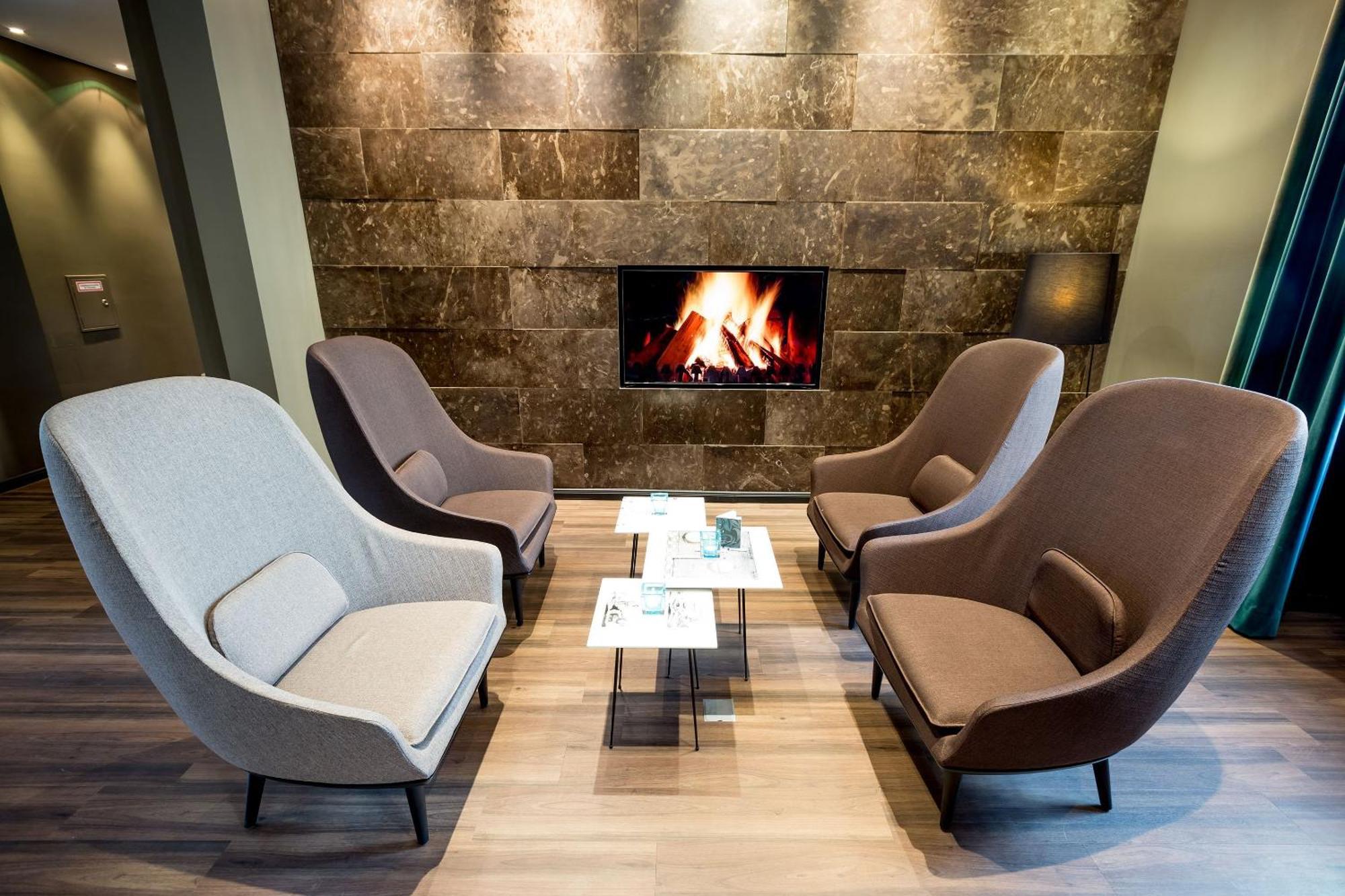 Motel One มัคเดอบวร์ก ภายนอก รูปภาพ