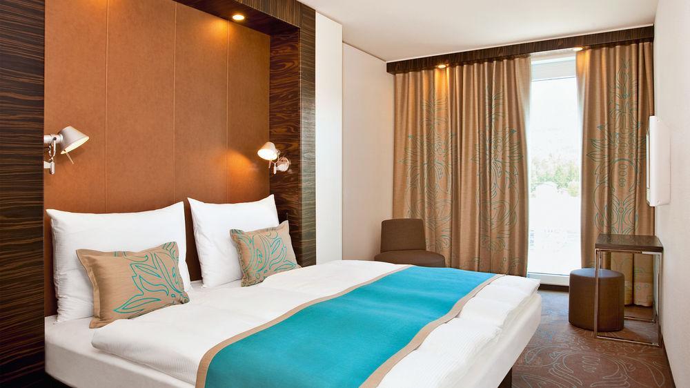 Motel One มัคเดอบวร์ก ภายนอก รูปภาพ